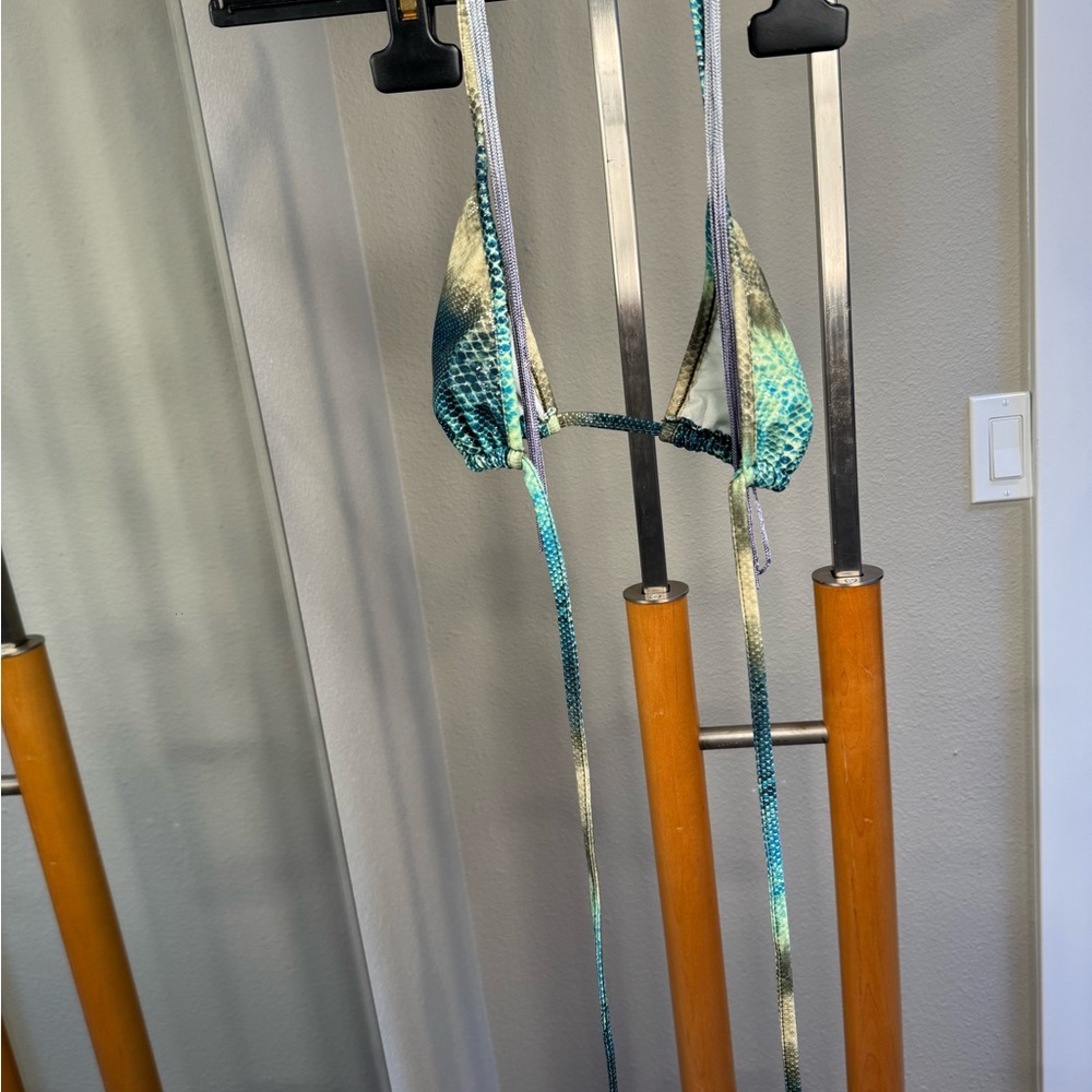 🔥 Alexis Designer Bikini – Emerald Python Print 🔥 - Picture 13 of 16